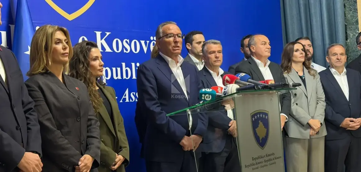 Hamza: Ligji për Specialen të aprovohet, nuk ka pengesa ligjore e procedurale