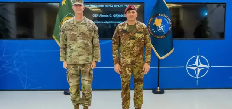 Komandanti suprem i NATO-s për Evropë viziton Kosovën, në fokus optimizimi i KFOR-it
