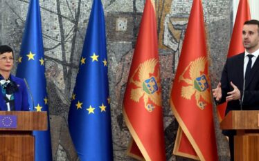 Kos paralajmëron nënshkrimin e traktatit të anëtarësimit me Malin e Zi verën e ardhshme