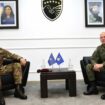 Bashkim Jashari e pret në takim komandantin e ri të KFOR-it, diskutojnë rëndësinë e komunikimit për ta rauajtur paqen në Kosovë