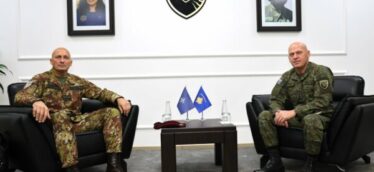 Bashkim Jashari e pret në takim komandantin e ri të KFOR-it, diskutojnë rëndësinë e komunikimit për ta rauajtur paqen në Kosovë