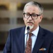 Vitia: Invalidët e luftës do t’i kenë të mbuluara plotësisht shpenzimet për proteza