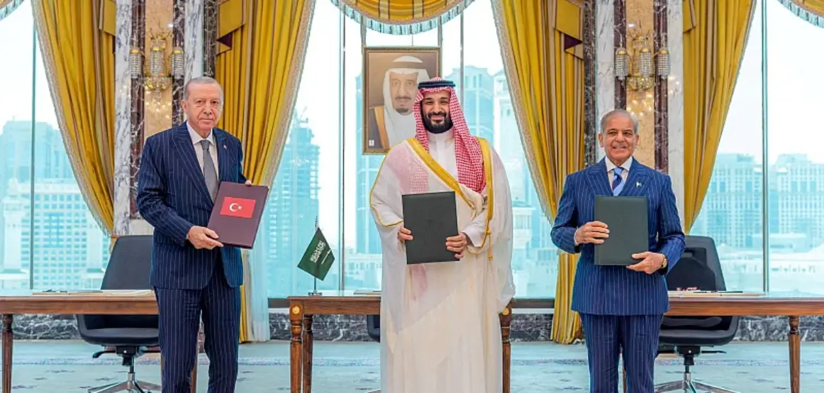 Erdogan bisedoi me Bin Salmanin: Turqia do të vazhdojë të qëndrojë pranë Arabisë Saudite