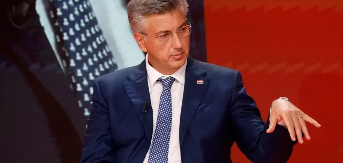 Kroacia i dorëzon një dokument shteteve anëtare të Bashkimit Evropian me tetë kushtet për anëtarësimin e Malit të Zi në BE