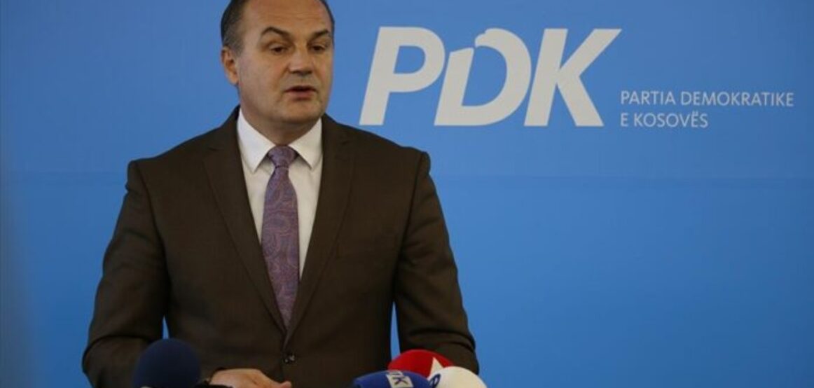 Enver Hoxhaj zyrtarizohet si përfaqësues i PDK-së në Grupin Punues për Apelin në Hagë