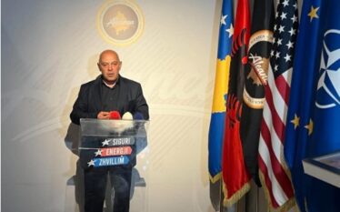 Gjini kritikon Kurtin: Ka luajtur lojën e fajësimit dhe të blerjes së kohës