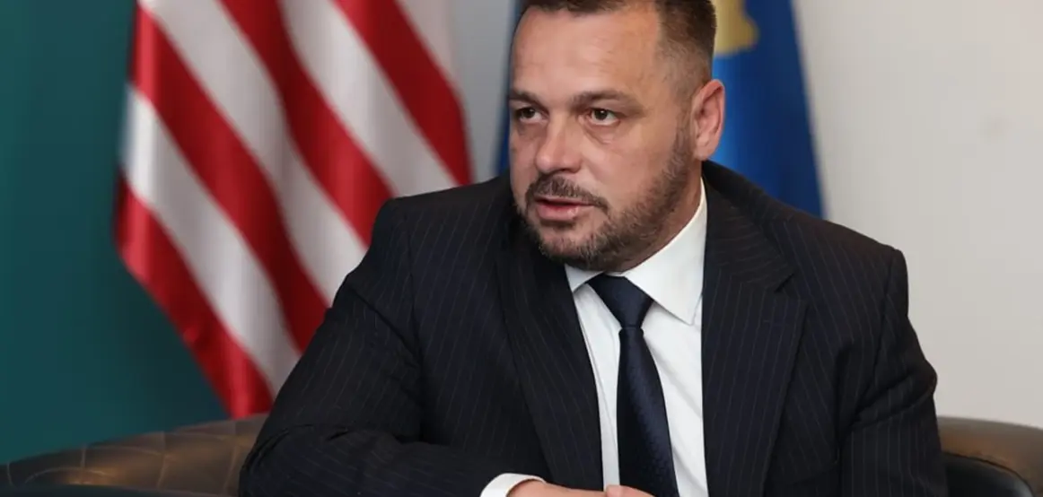 Maqedonci e krahason Serbinë me Rusinë: Ka 48 baza ushtarake pranë kufirit me Kosovën