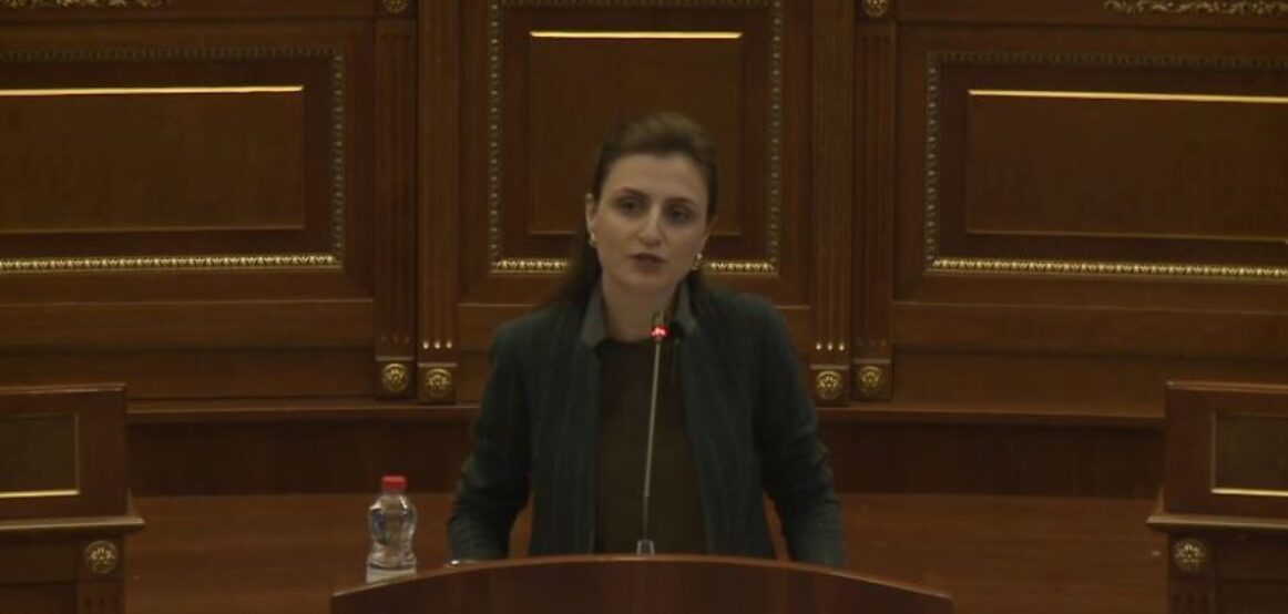 Ymeri për mungesën e terapisë për pacienten me kancer: Lus prokurorët ta hetojnë vdekjen