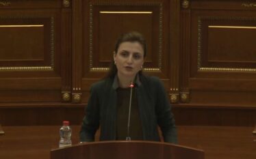 Ymeri për mungesën e terapisë për pacienten me kancer: Lus prokurorët ta hetojnë vdekjen