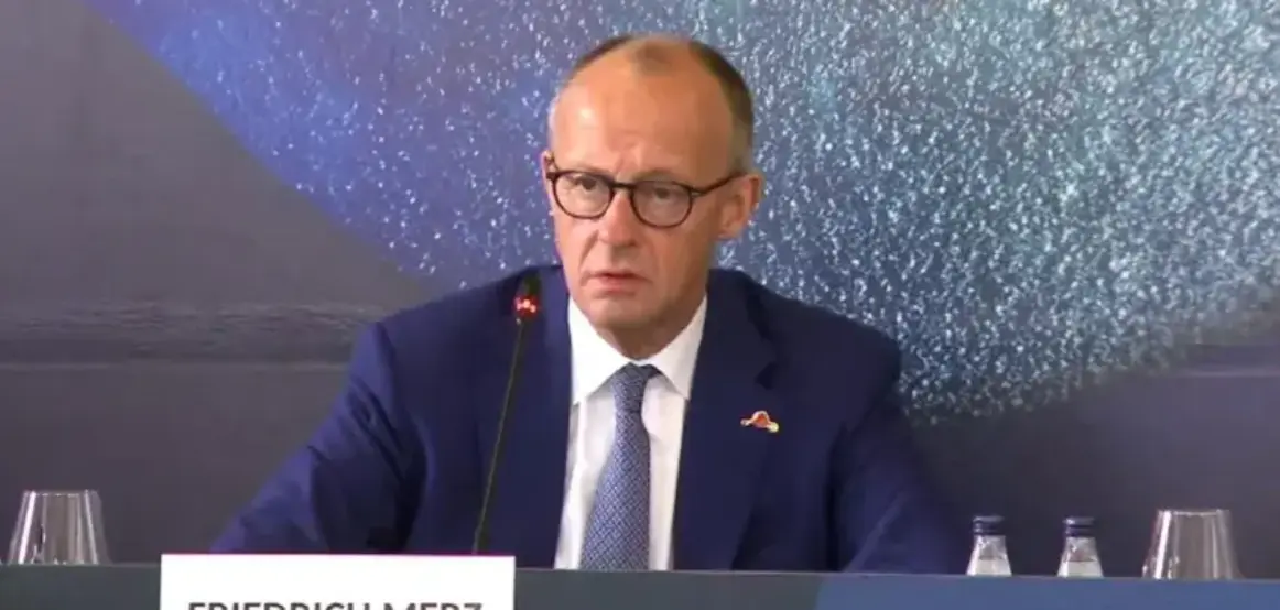 Merz: Dialogu Kosovë – Serbi po e mban peng rajonin