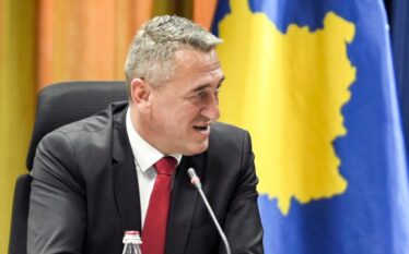 Nenad Rashiq: Nuk pres që Lista Studentore të ndryshojë publikisht qëndrimin për Kosovën