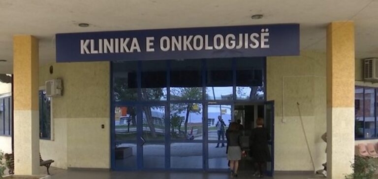 Dy vite më parë u premtua furnizim 100% i barnave në Onkologji, disa prej tyre mungojnë edhe sot – “Tetori Rozë” në Kosovës nis me premtime të parealizuara