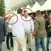 Millan Radoiçiq pranë djalit të Vuçiqit në tubimin parazgjedhor të SNS-së në Kragujevc