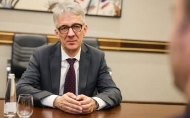 Ambasadori gjerman për rrugën e Kosovës drejt BE’së: Vazhdoni ta ndiqni këtë synim ambicioz