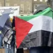 Protestues propalestinezë dhe kundërprotestues përplasen në qendër të Londrës