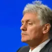 Peskov konfirmon se SHBA-ja vazhdon përpjekjet për paqe, thotë se Moska i vlerëson ato