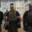 Agjencia amerikane e emigracionit ndalon në aeroport kineastin nga Kashmiri