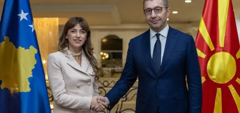 Mickoski në takim me Haxhiun: Përmes dialogut të hapur mund të kontribuojmë në stabilitet më të madh të rajonit