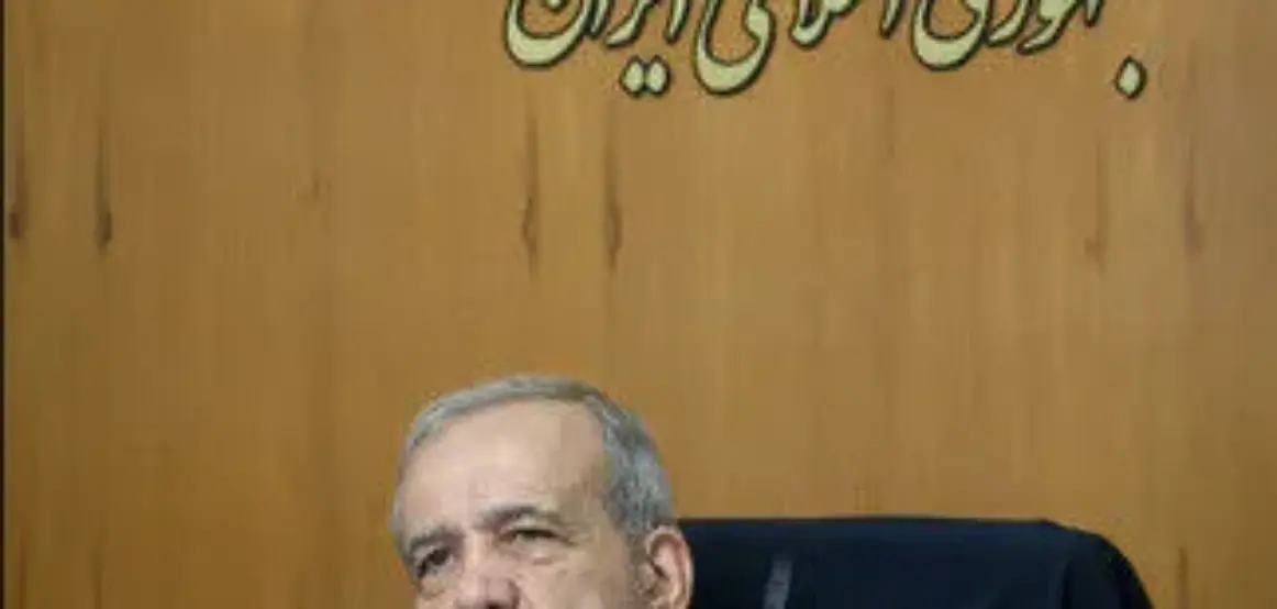 Presidenti iranian: Irani nuk mund të izolohet lehtësisht falë lidhjeve të forta me fqinjët