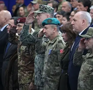 Kosovë, gjenerali italian Roberto Vergori merr detyrën e Komandantit të KFOR-it