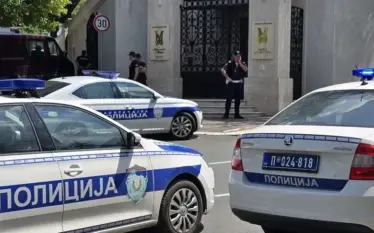 Sulmuesi u vra me armë zjarri pasi goditi me thikë policin që ruante Ambasadën e Izraelit në Serbi