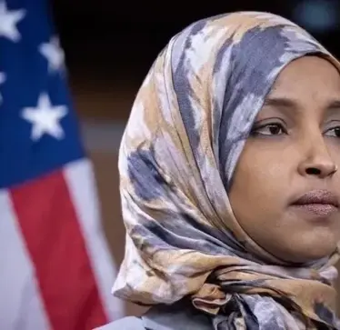 Agjentët federalë bastisin banesën e ligjvënëses amerikane Ilhan Omar
